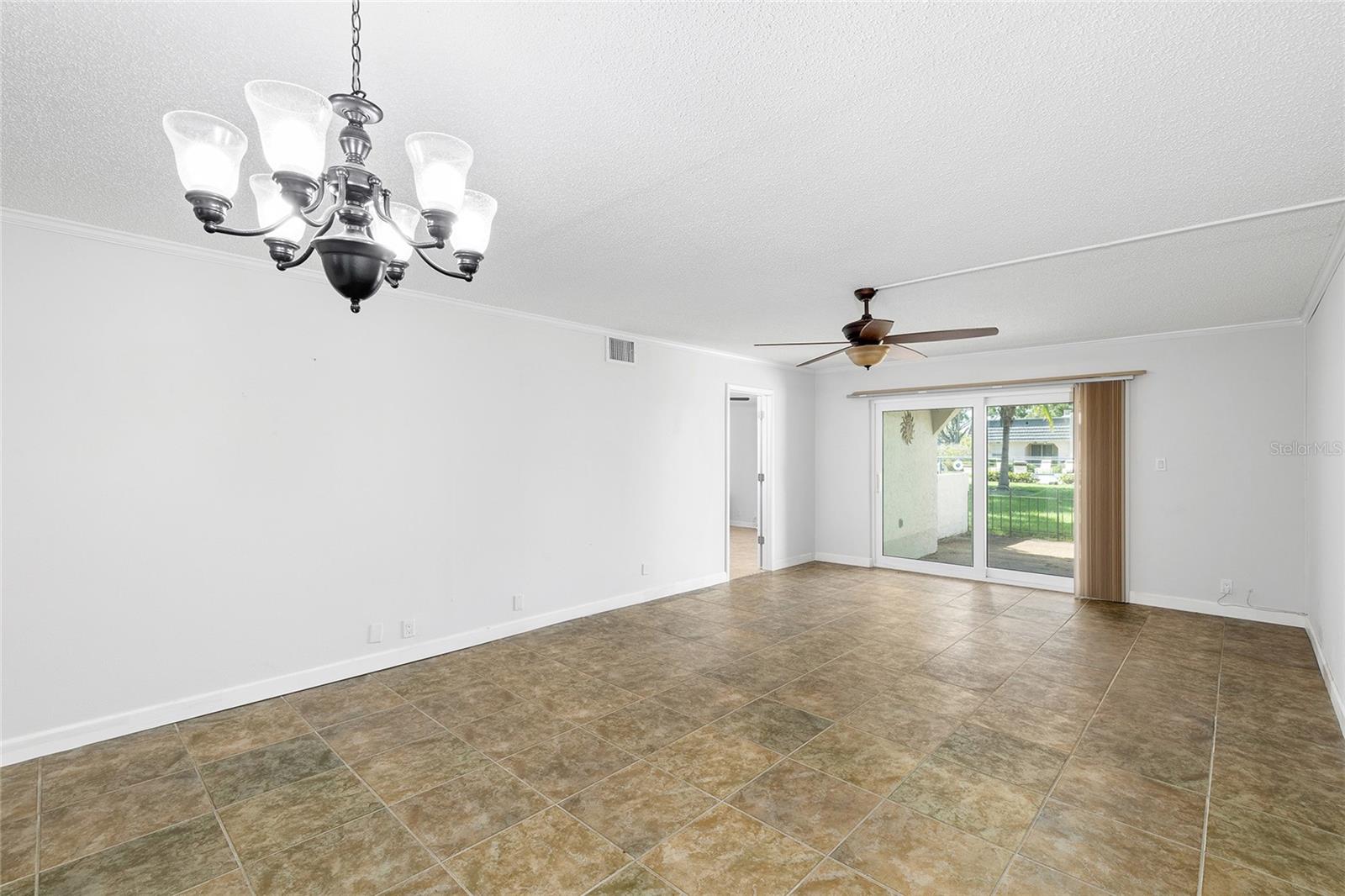 Image 10 of 30 For 8765 Bardmoor Boulevard 107