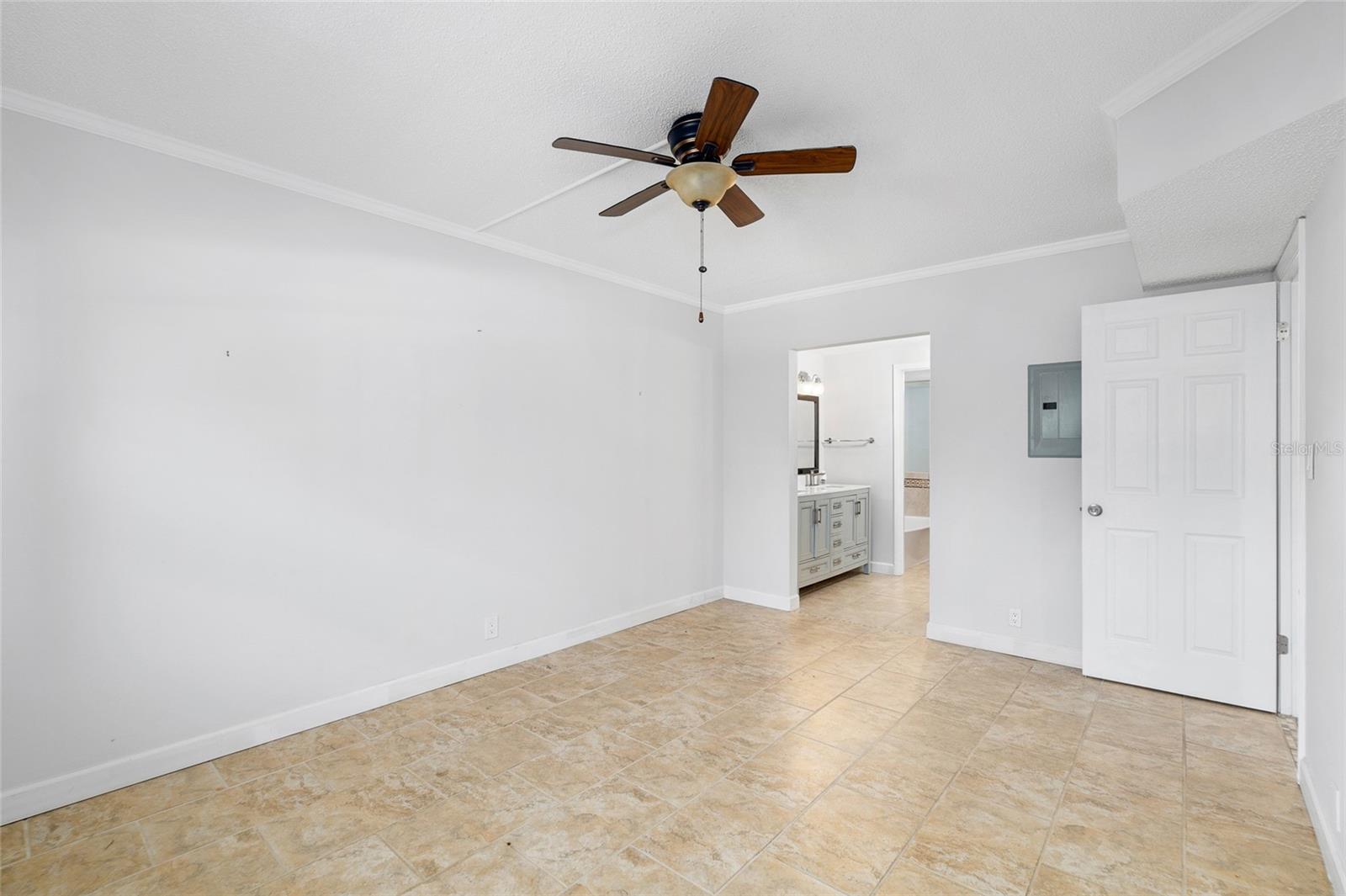 Image 14 of 30 For 8765 Bardmoor Boulevard 107