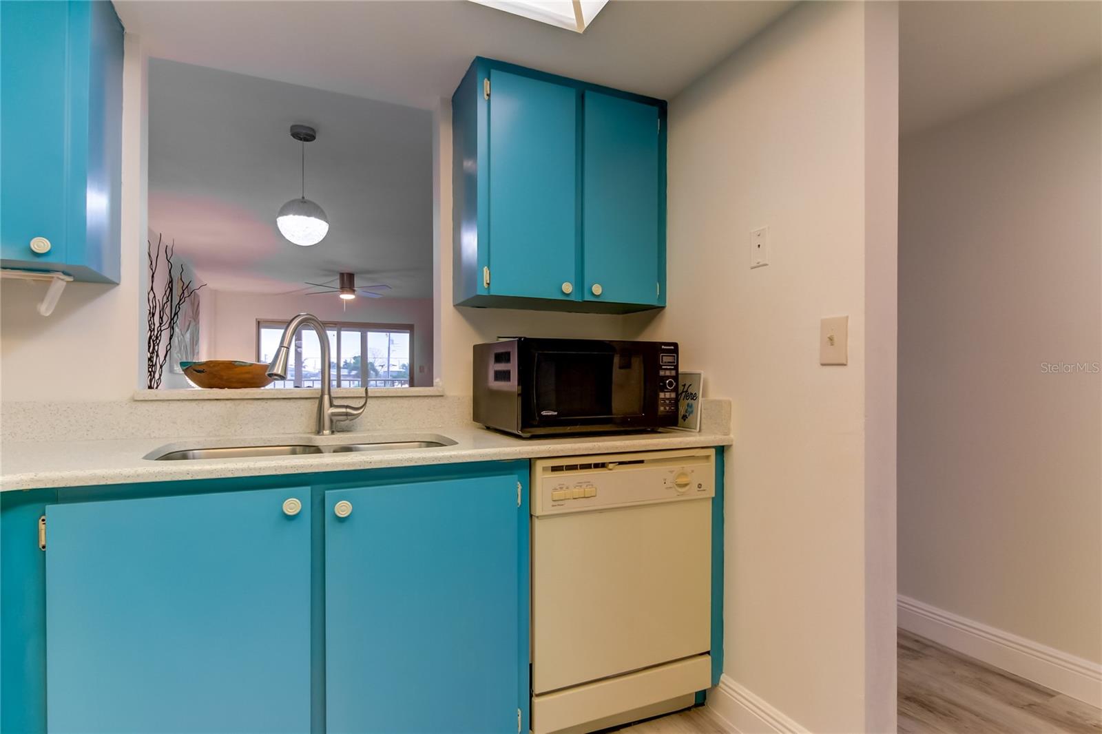 Image 6 of 41 For 175 116th Avenue 104