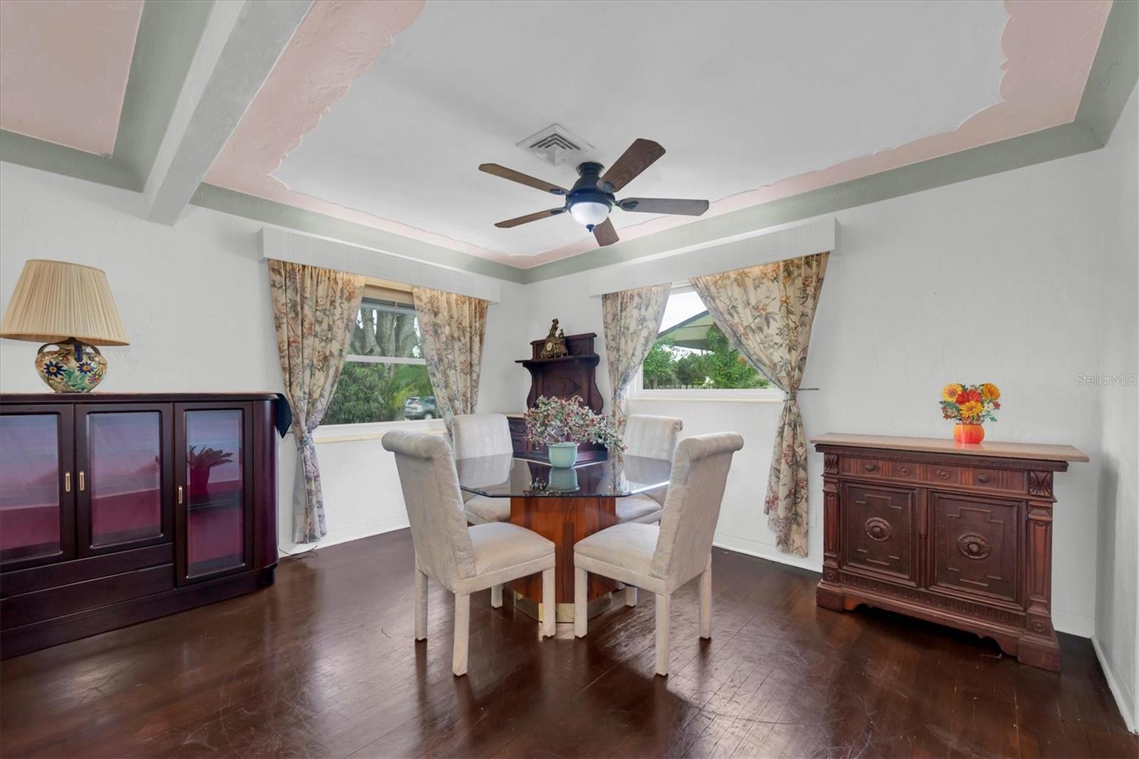 Image 11 of 41 For 125 49th Street N