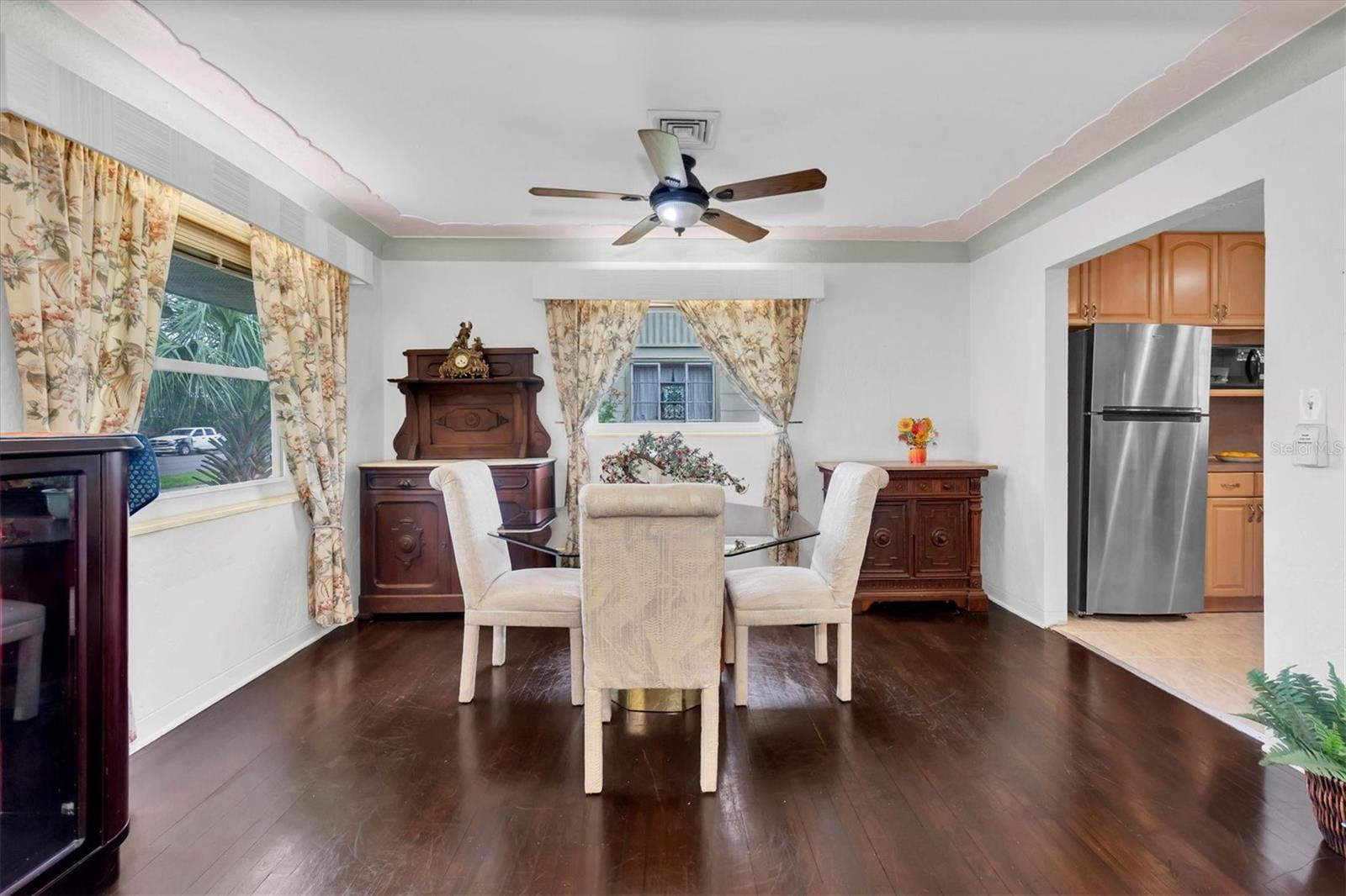 Image 12 of 41 For 125 49th Street N