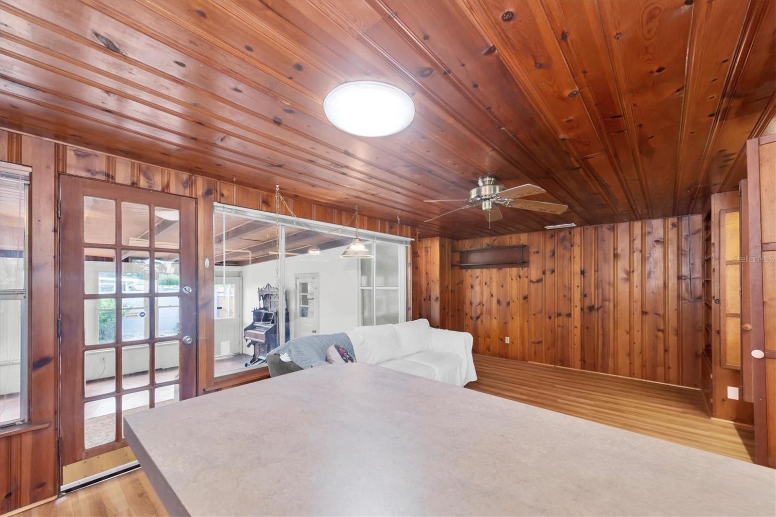 Image 17 of 41 For 125 49th Street N