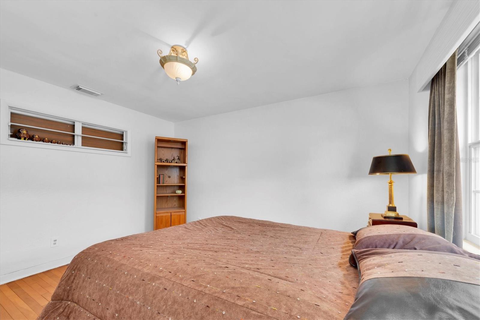 Image 22 of 41 For 125 49th Street N