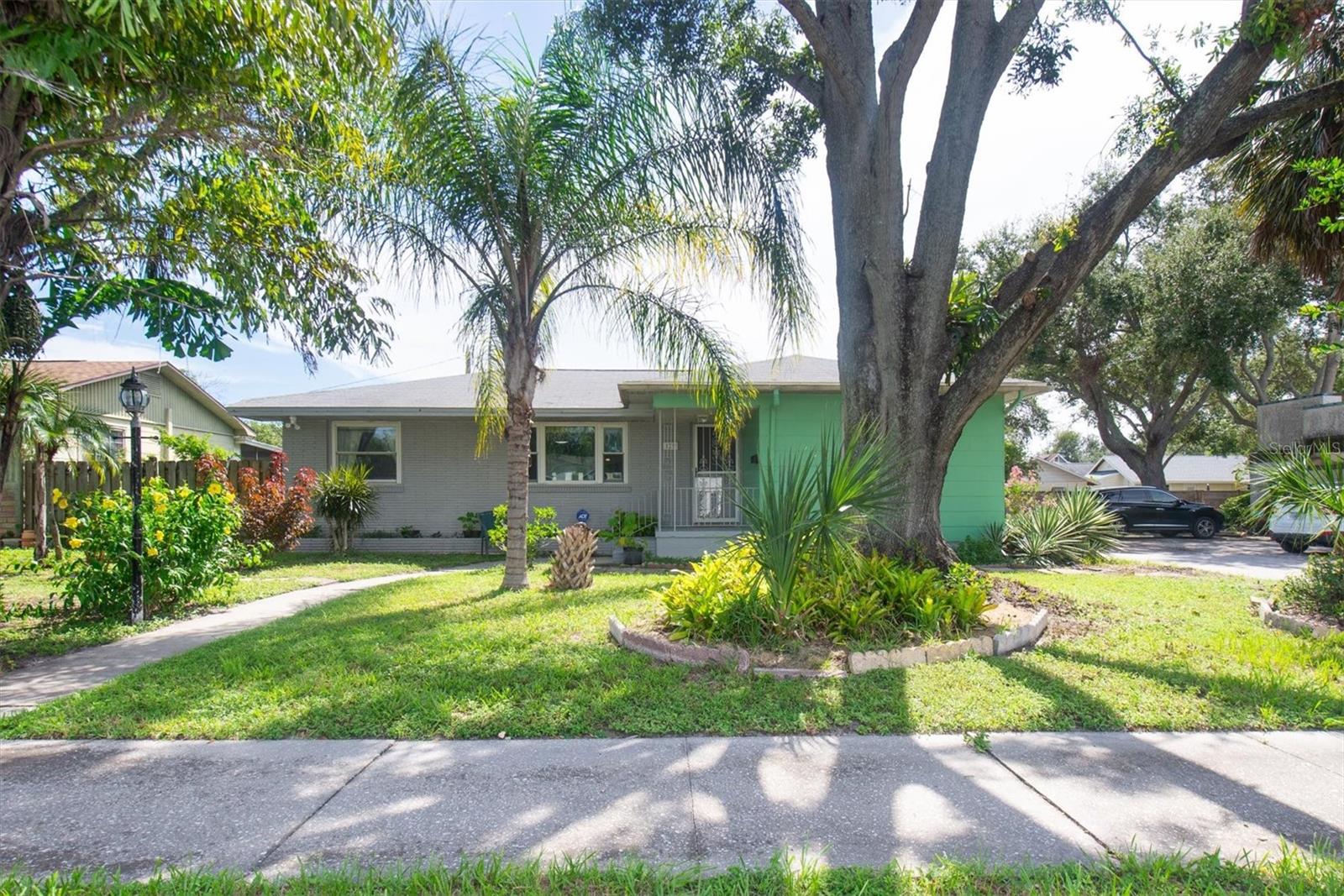 Image 39 of 41 For 125 49th Street N