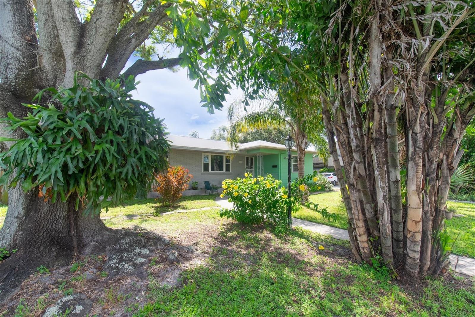 Image 40 of 41 For 125 49th Street N