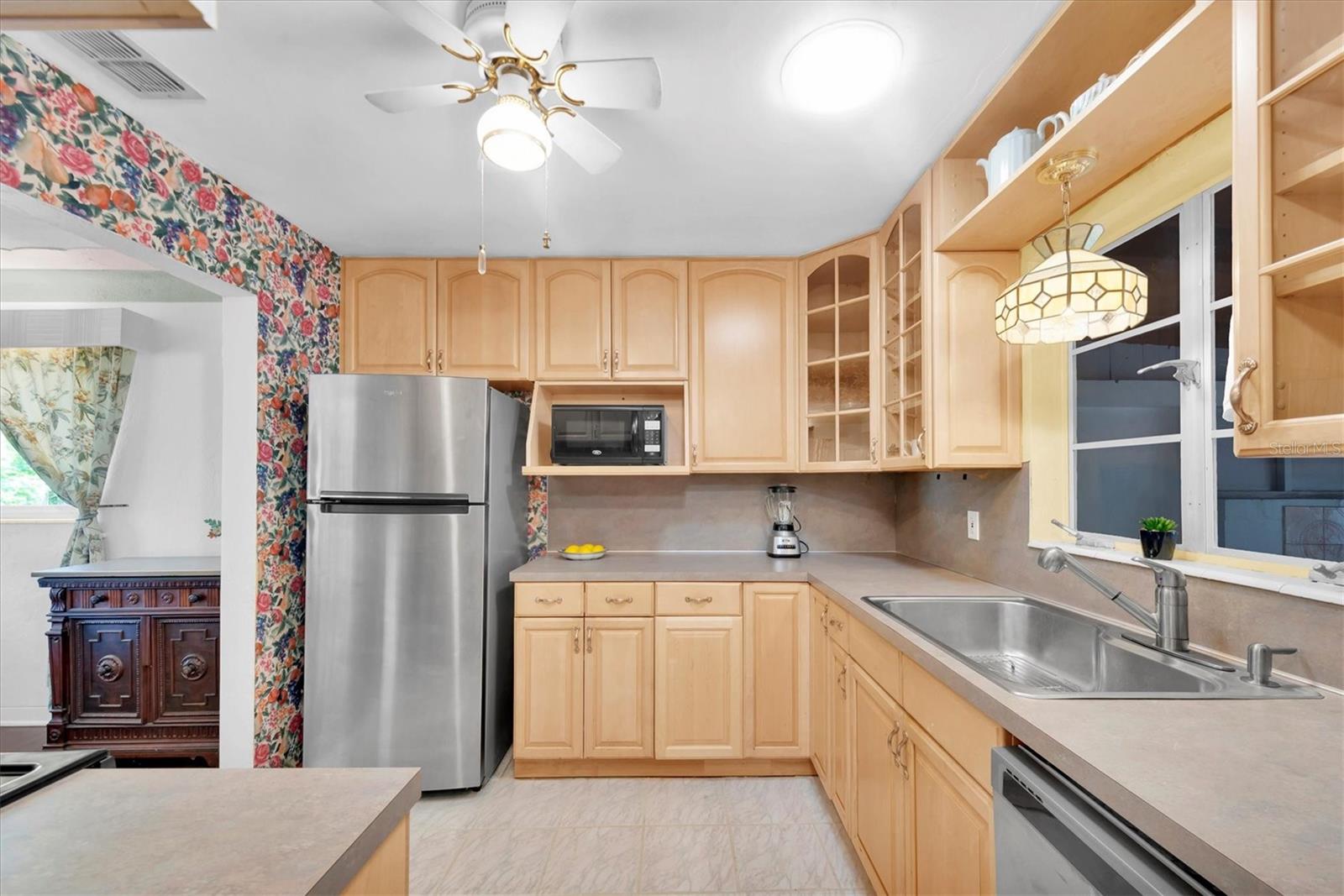 Image 7 of 41 For 125 49th Street N