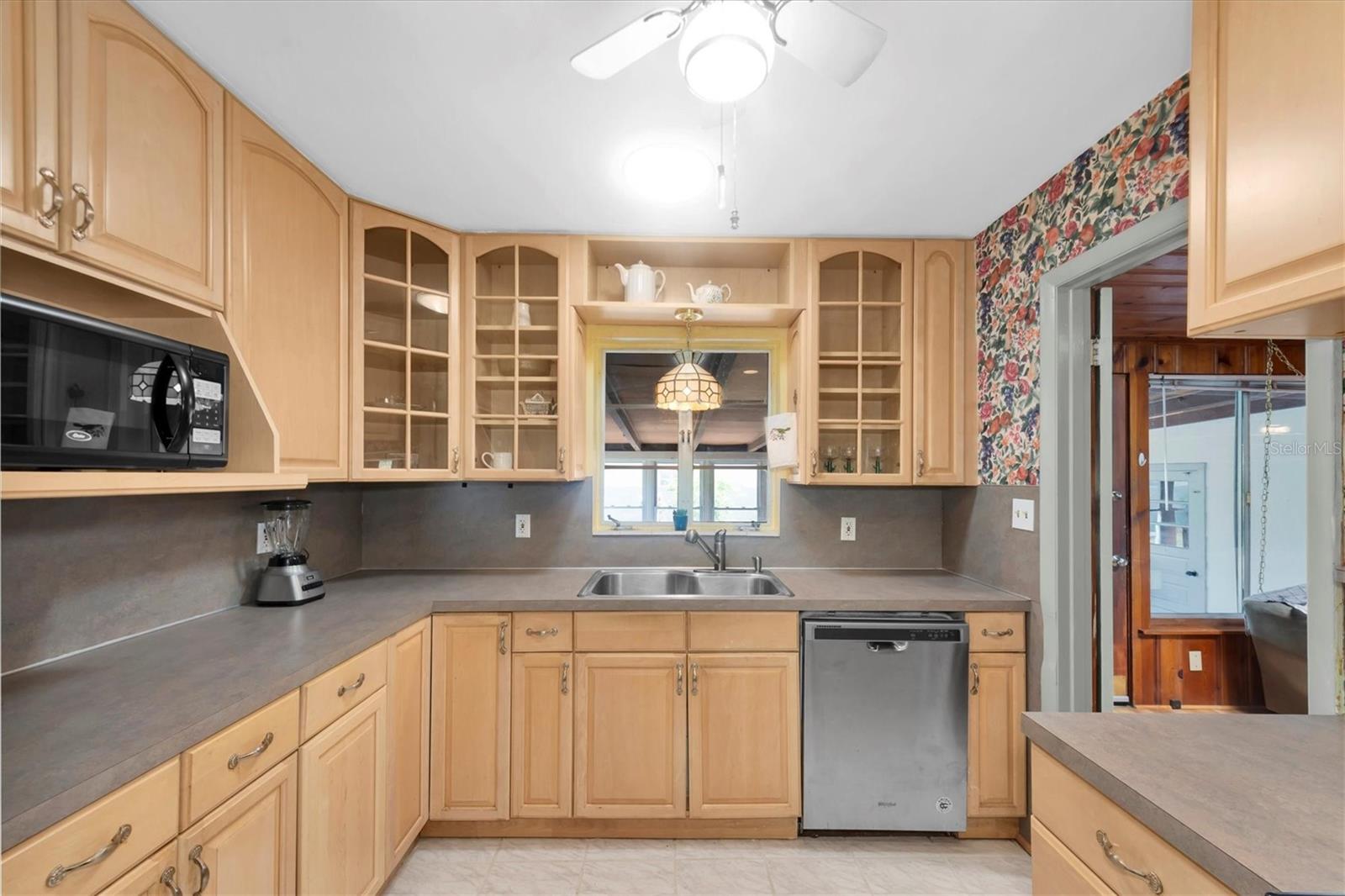 Image 9 of 41 For 125 49th Street N