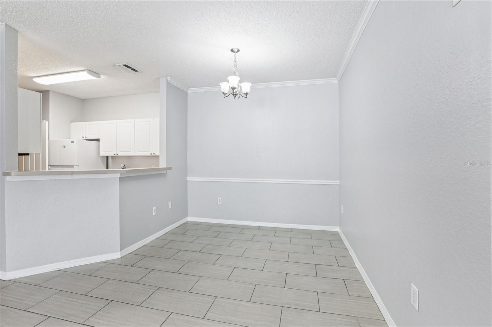 Image 13 of 25 For 18001 Richmond Place Drive 117