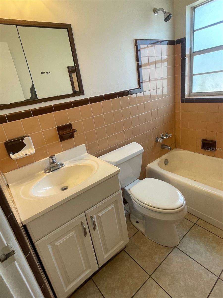 Image 22 of 28 For 6411 26th Street W