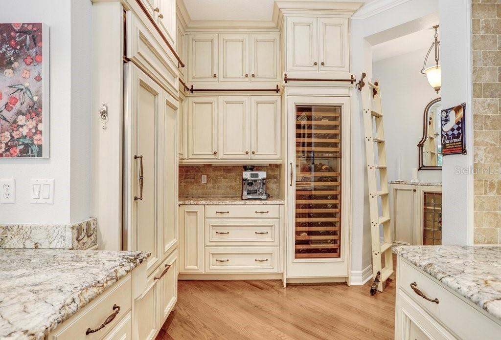 Image 22 of 73 For 12029 Brewster Drive