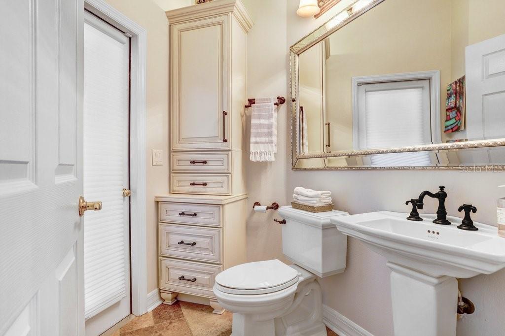 Image 29 of 73 For 12029 Brewster Drive