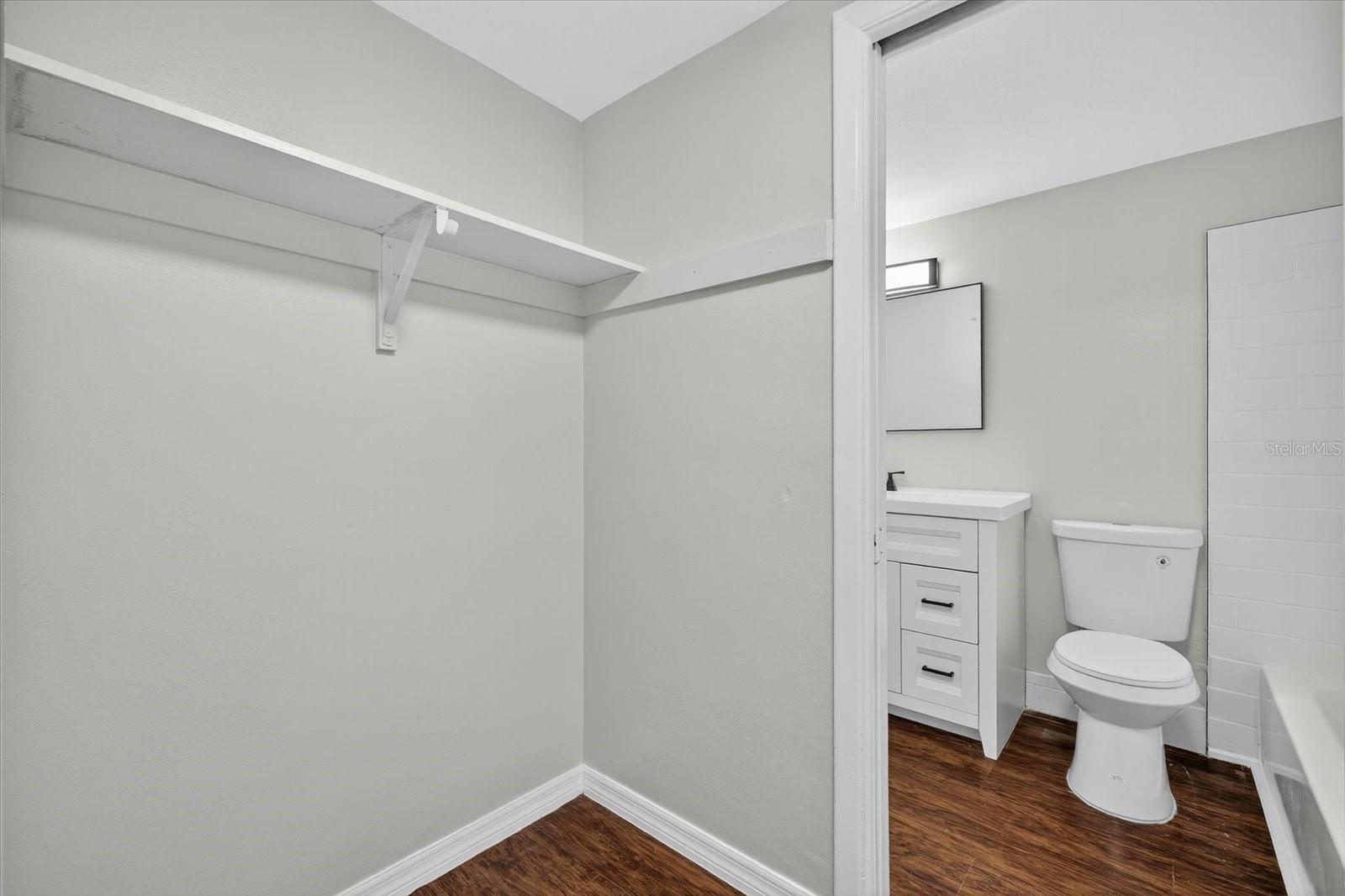 Image 17 of 36 For 7615 Ilex Drive