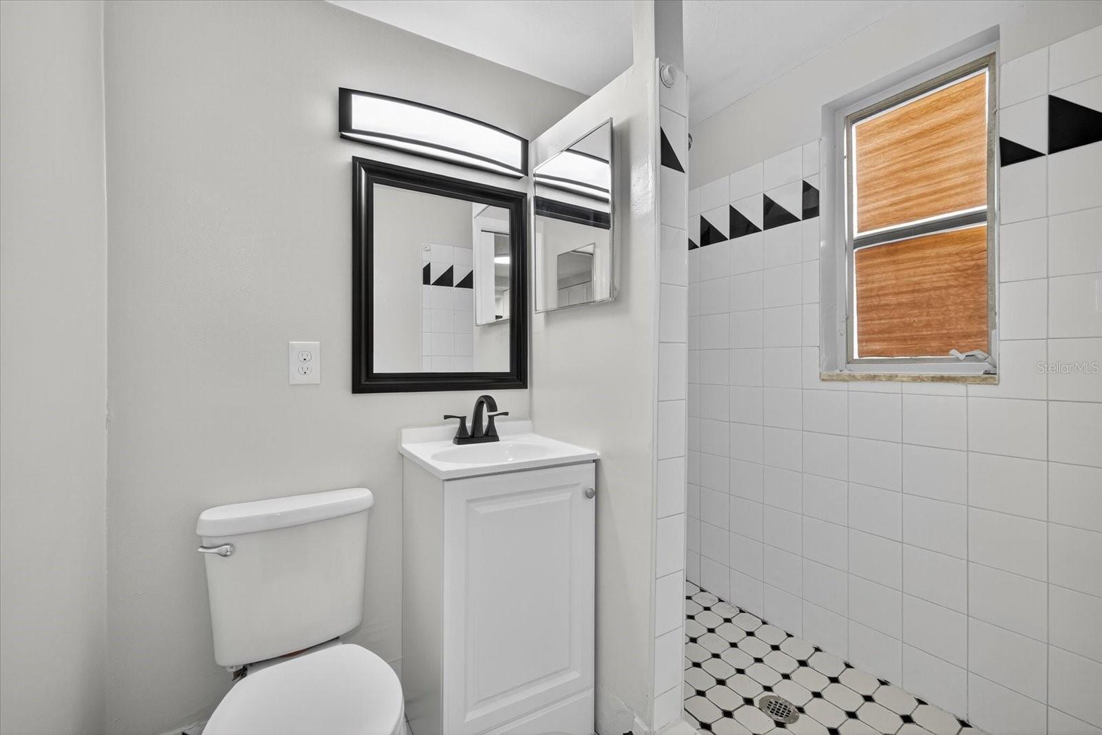 Image 22 of 36 For 7615 Ilex Drive