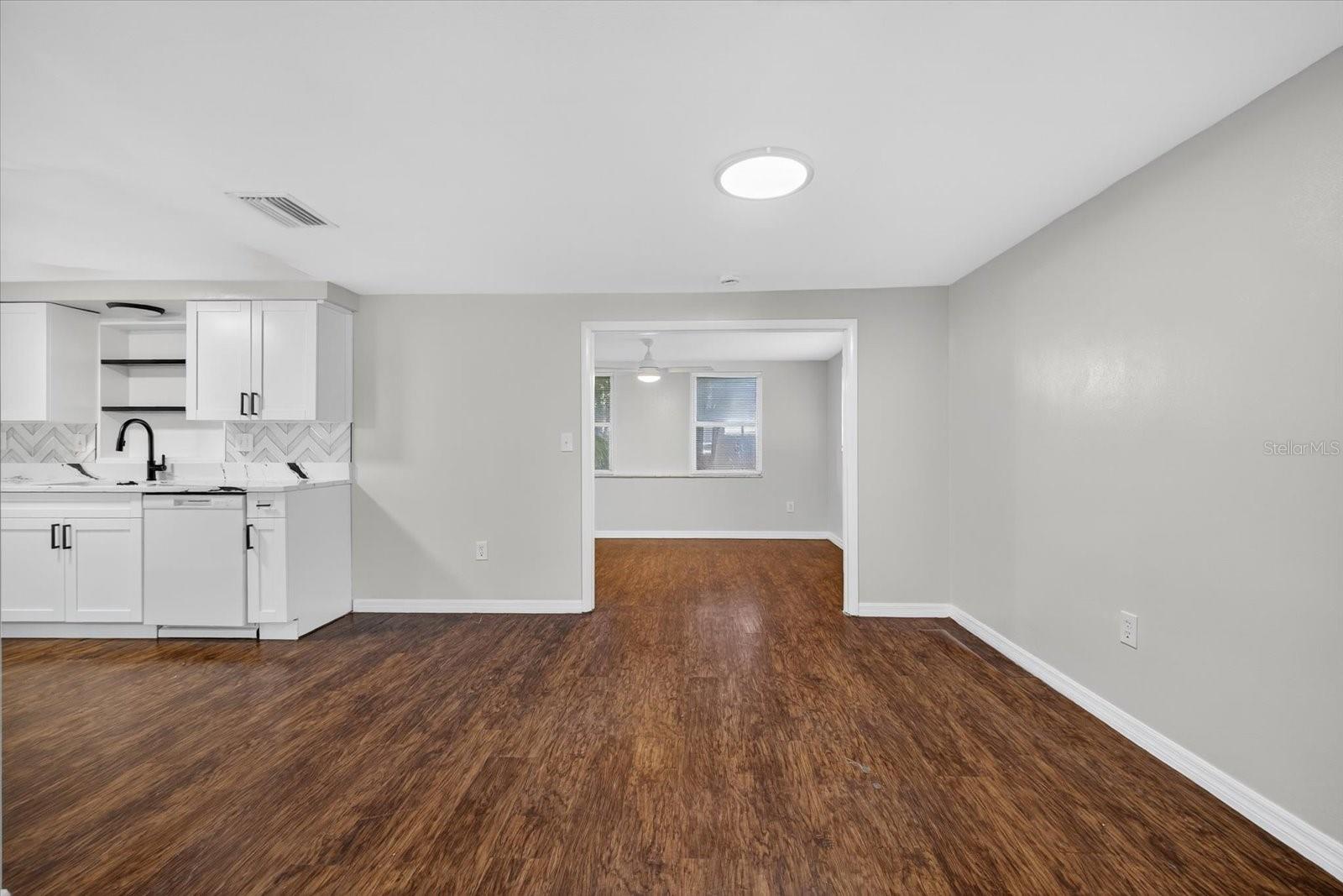 Image 4 of 36 For 7615 Ilex Drive