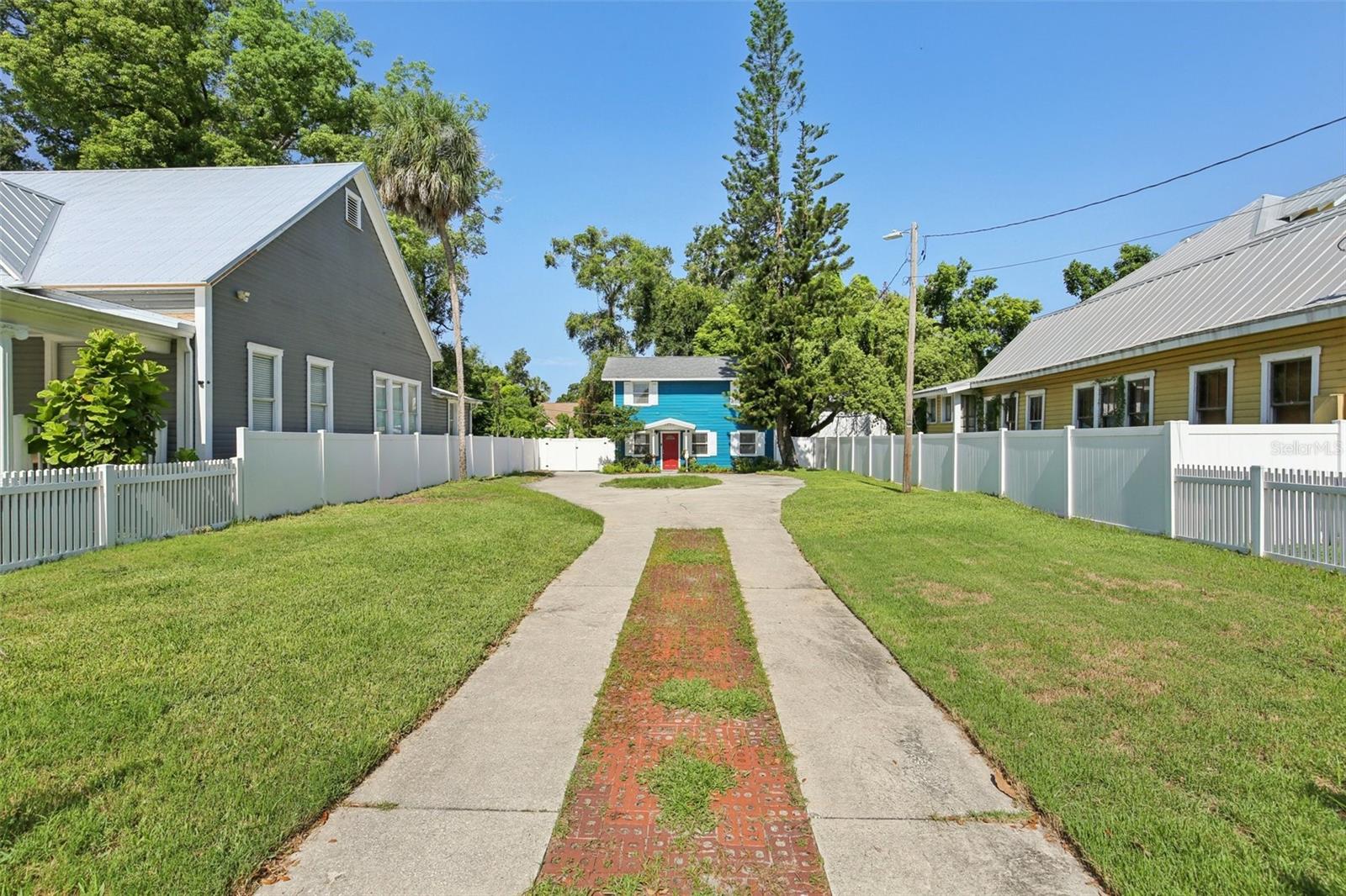 Image 2 of 27 For 2902 Jefferson Street