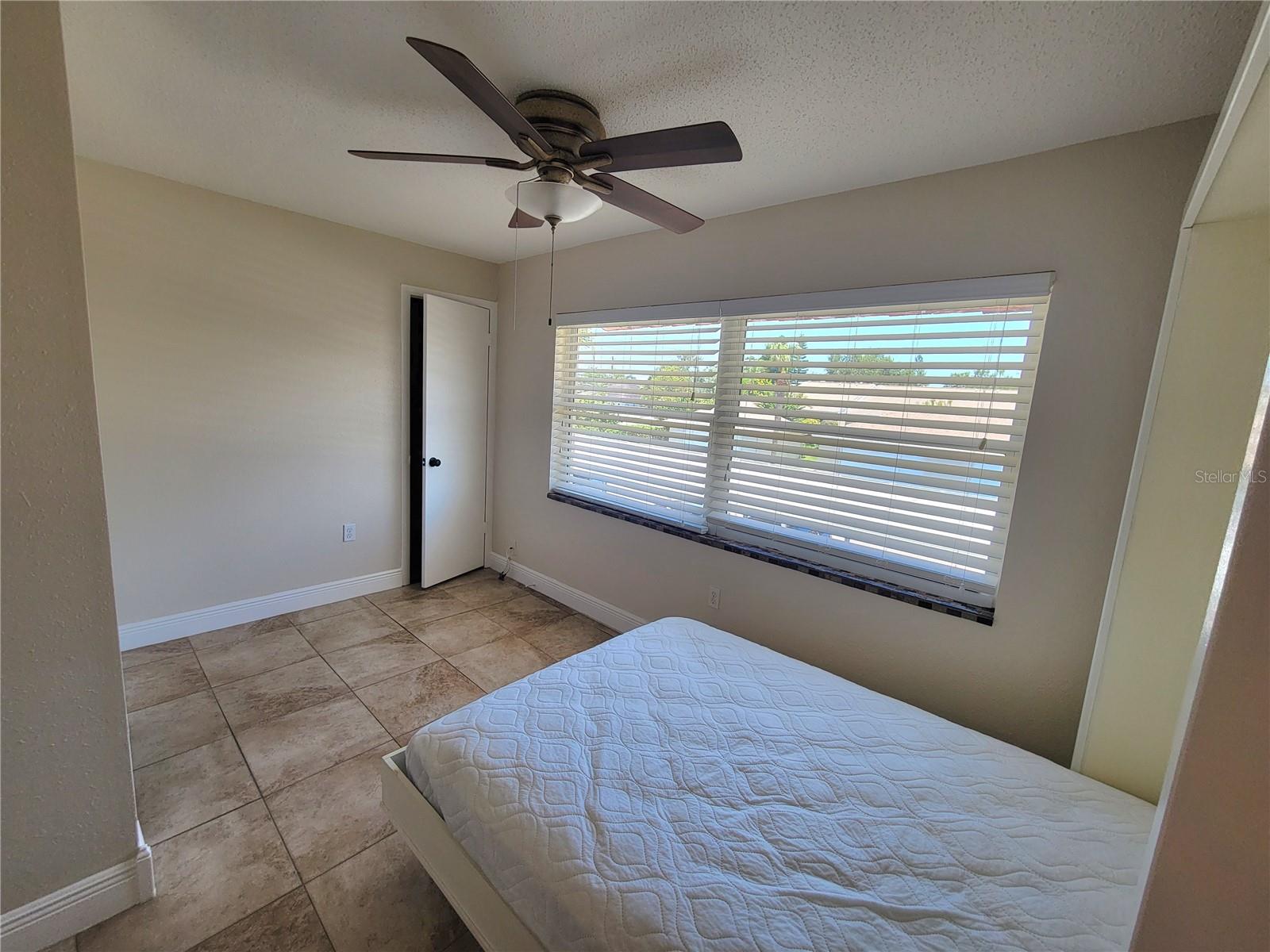Image 9 of 36 For 10032 65th Avenue N 19
