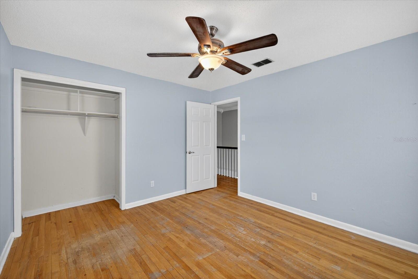 Image 11 of 19 For 8403 Sandstone Court