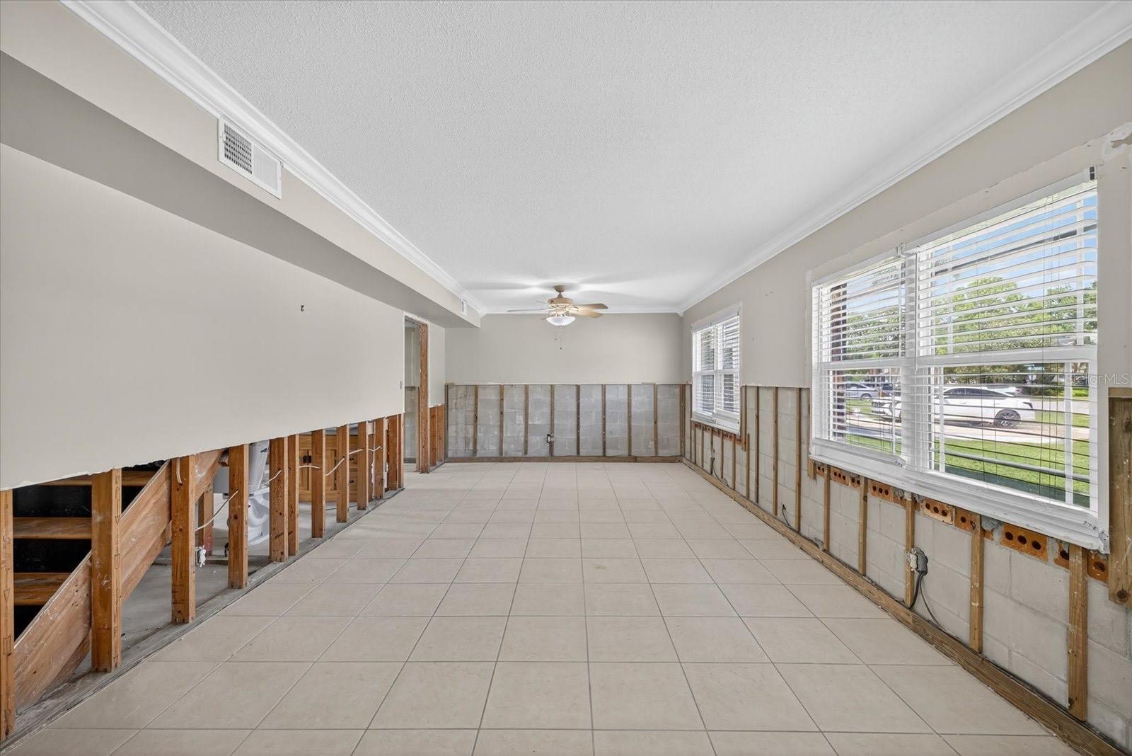 Image 4 of 19 For 8403 Sandstone Court