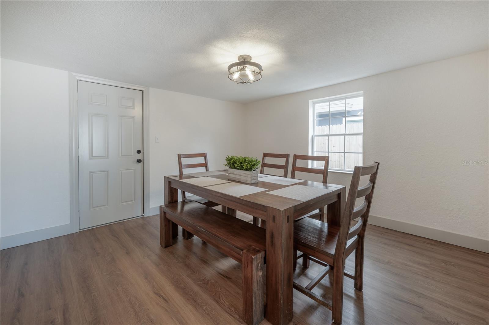 Image 18 of 27 For 611 Highland Avenue