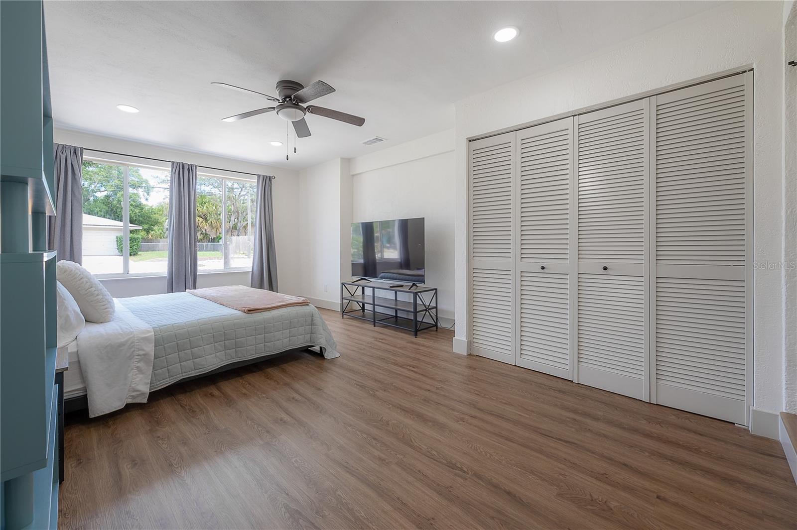 Image 20 of 27 For 611 Highland Avenue
