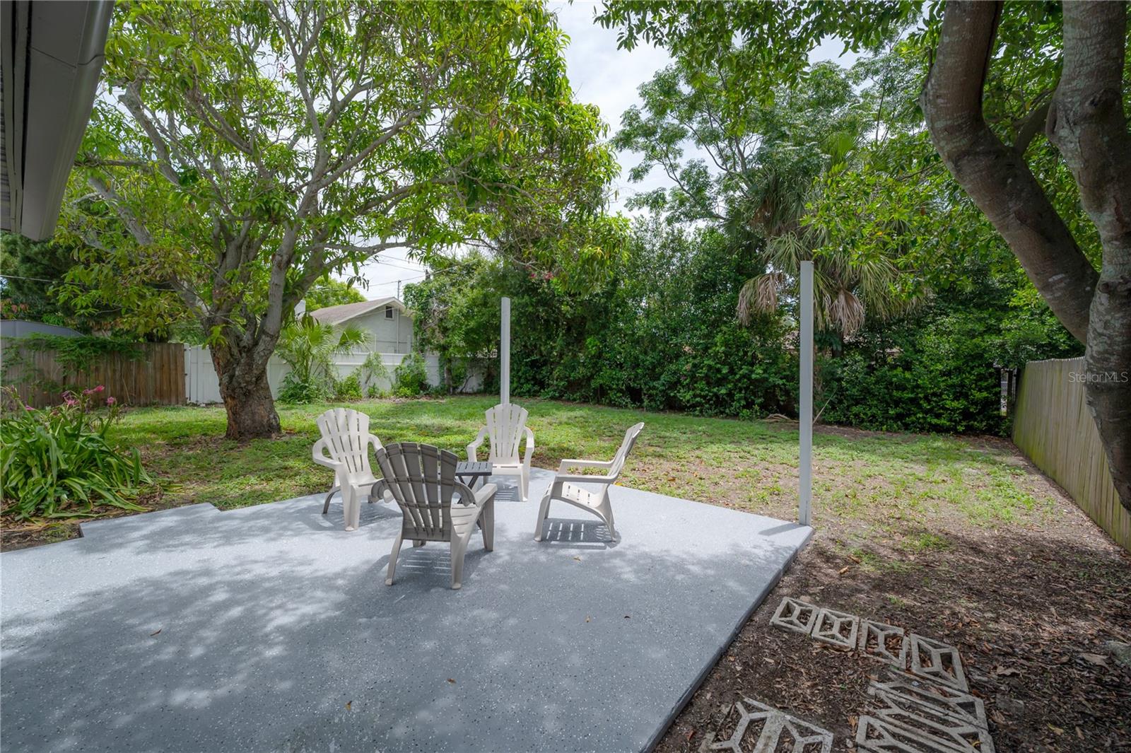 Image 22 of 27 For 611 Highland Avenue
