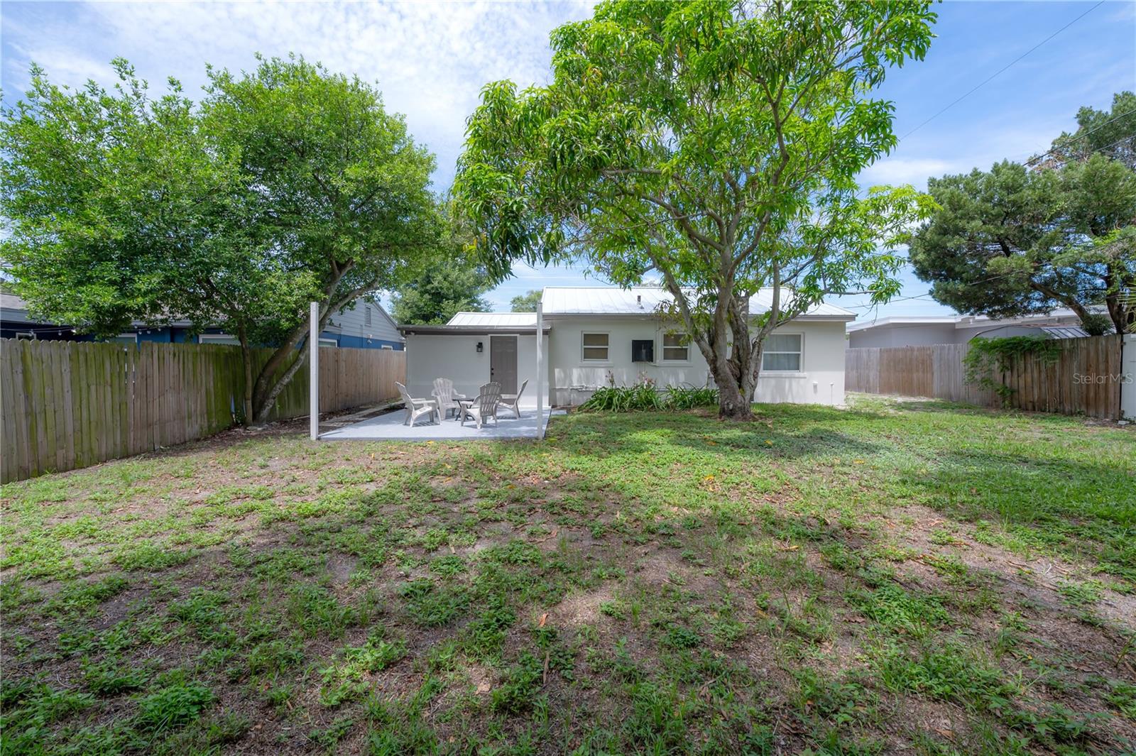 Image 25 of 27 For 611 Highland Avenue