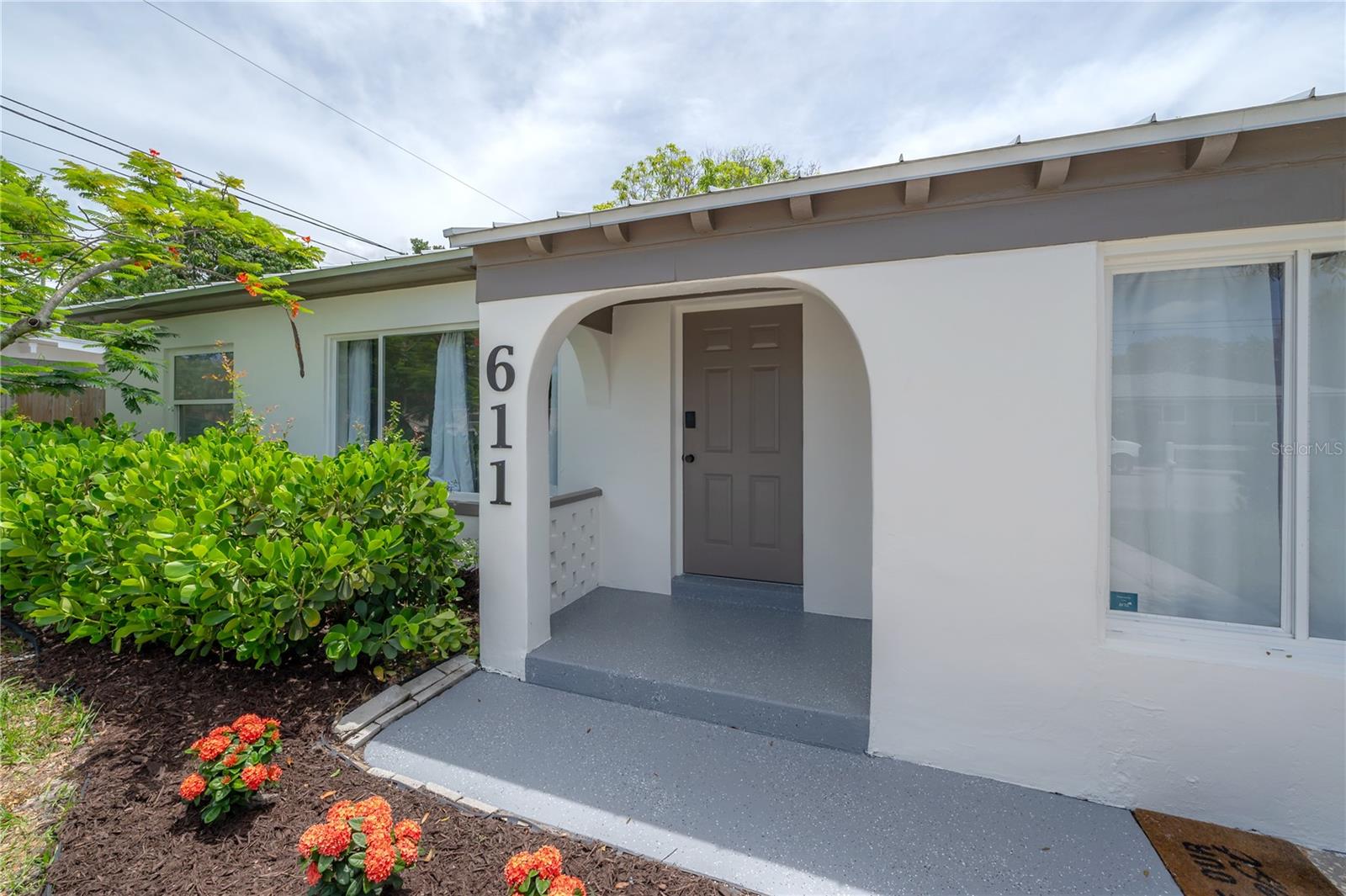 Image 3 of 27 For 611 Highland Avenue