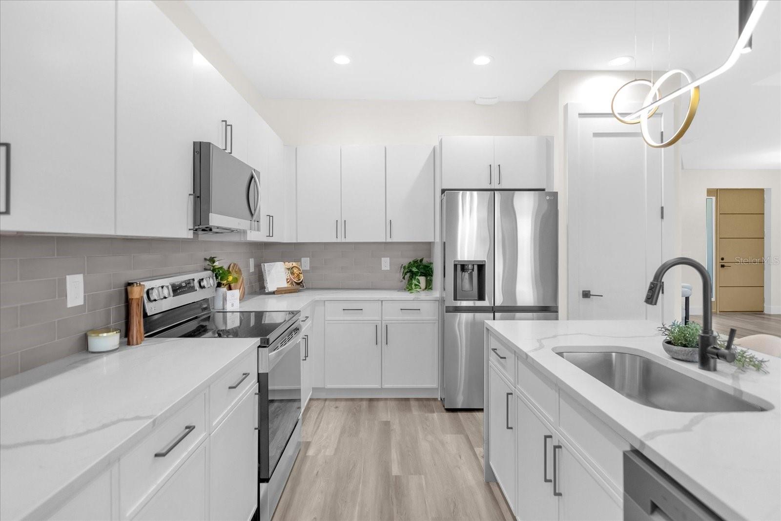 Image 10 of 55 For 1173 Rotonda Circle