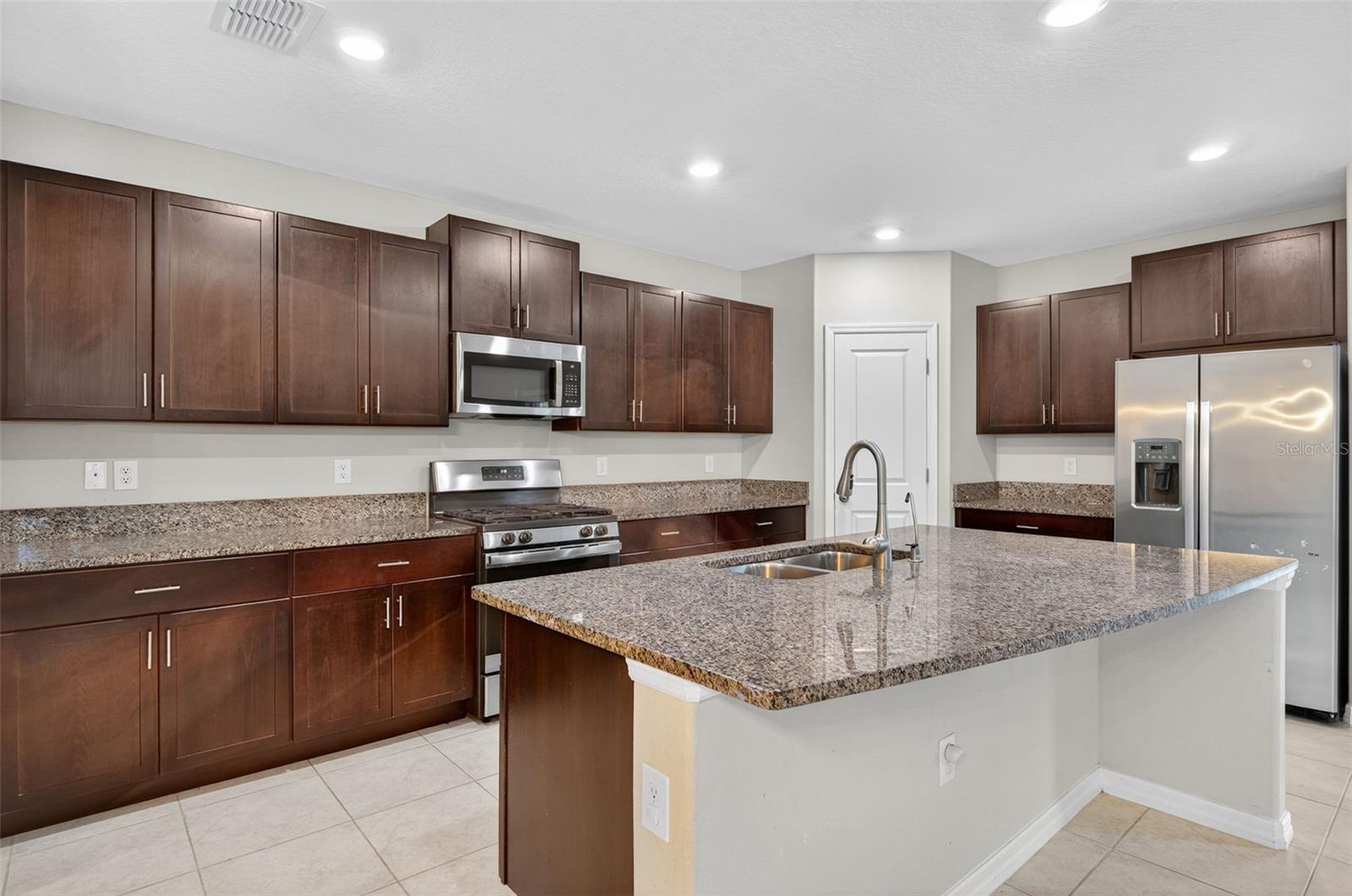 Image 16 of 59 For 9511 Channing Hill Drive