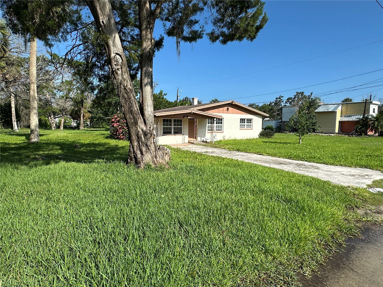 Image 4 of 28 For 6415 Werner Avenue