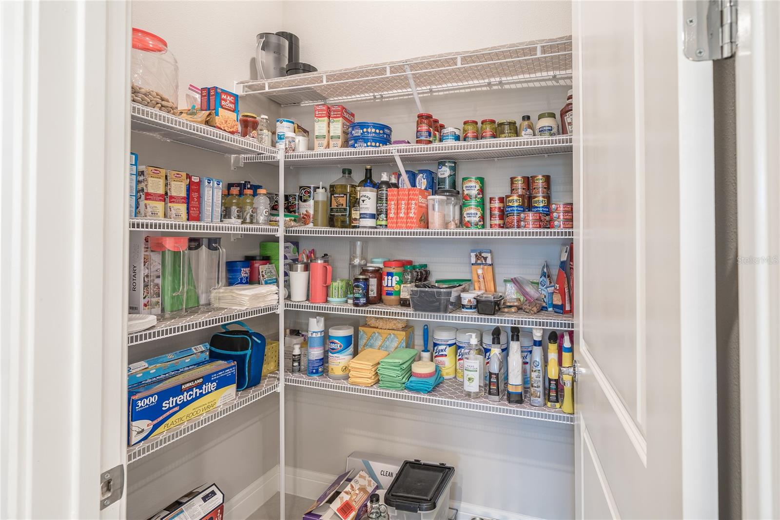 Image 33 of 77 For 18947 Sailors Delight Pass