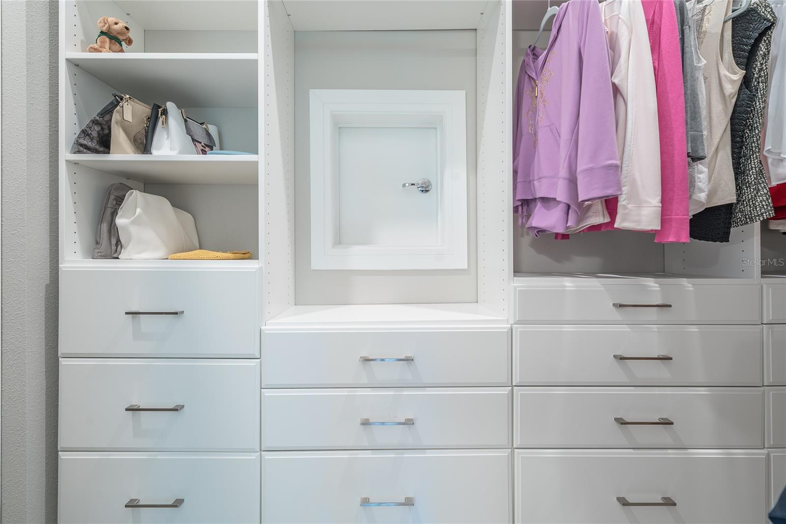 Image 9 of 77 For 18947 Sailors Delight Pass