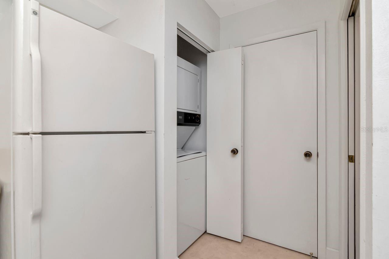 Image 23 of 64 For 4947 Mill Pond Road 3104-3106