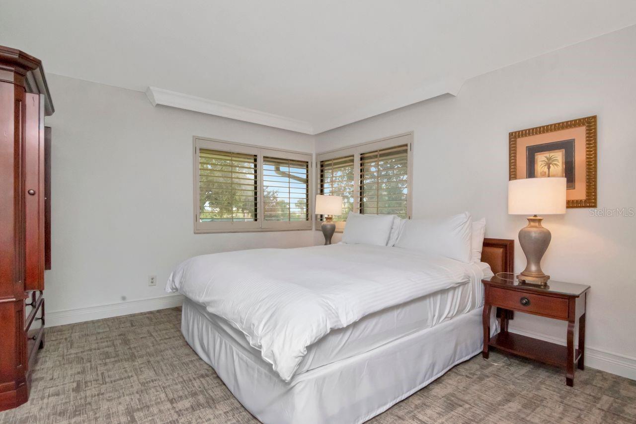 Image 30 of 64 For 4947 Mill Pond Road 3104-3106