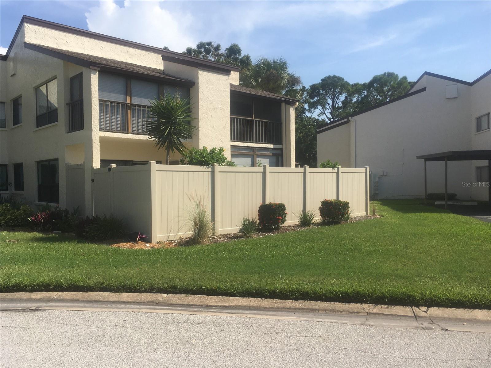 Image 5 of 94 For 700 Starkey Road 1411