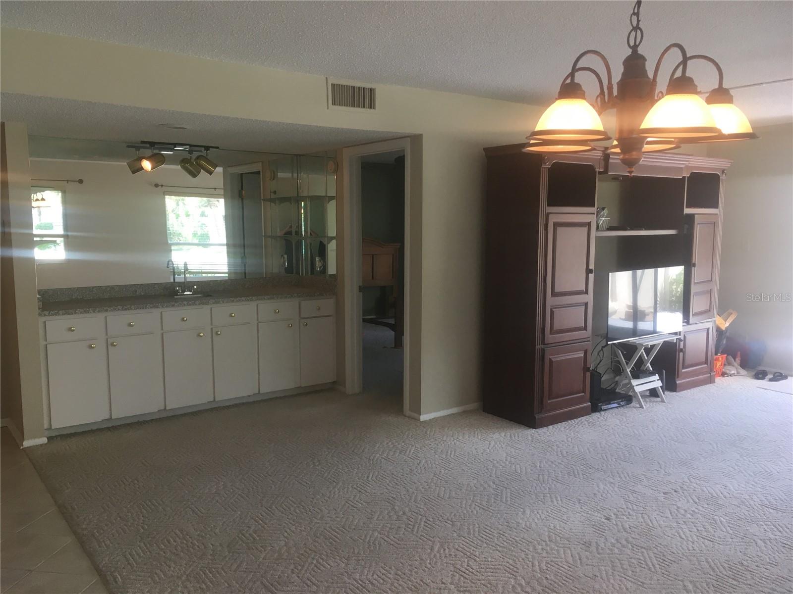 Image 63 of 94 For 700 Starkey Road 1411