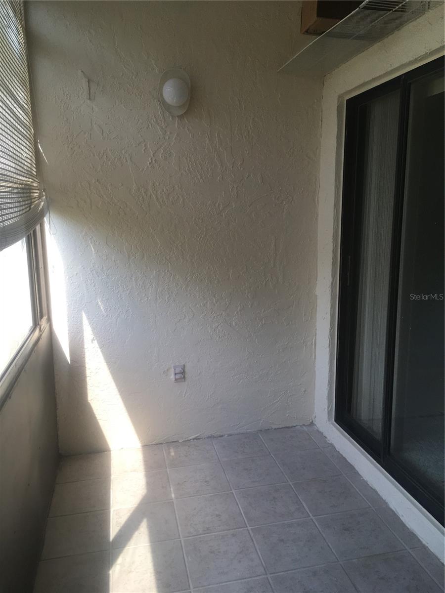 Image 77 of 94 For 700 Starkey Road 1411