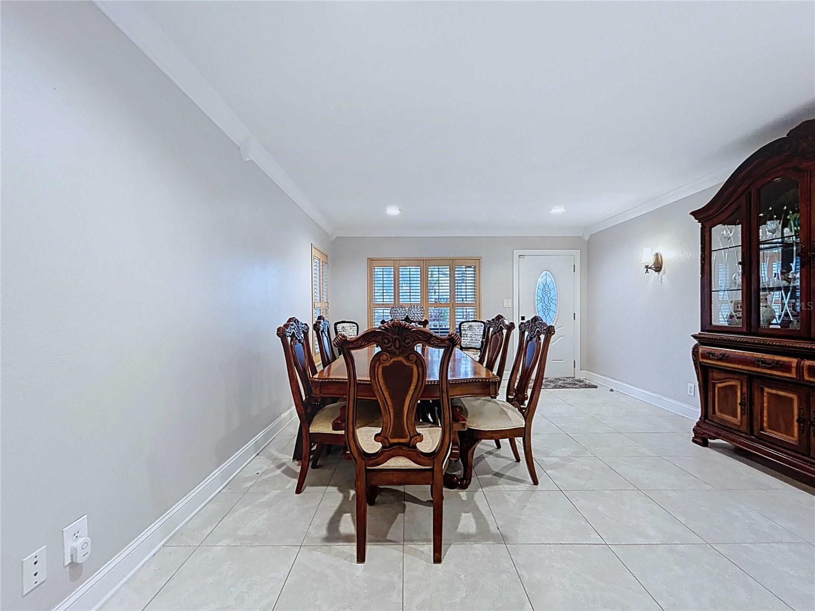 Image 11 of 66 For 3912 Fontainebleau Drive