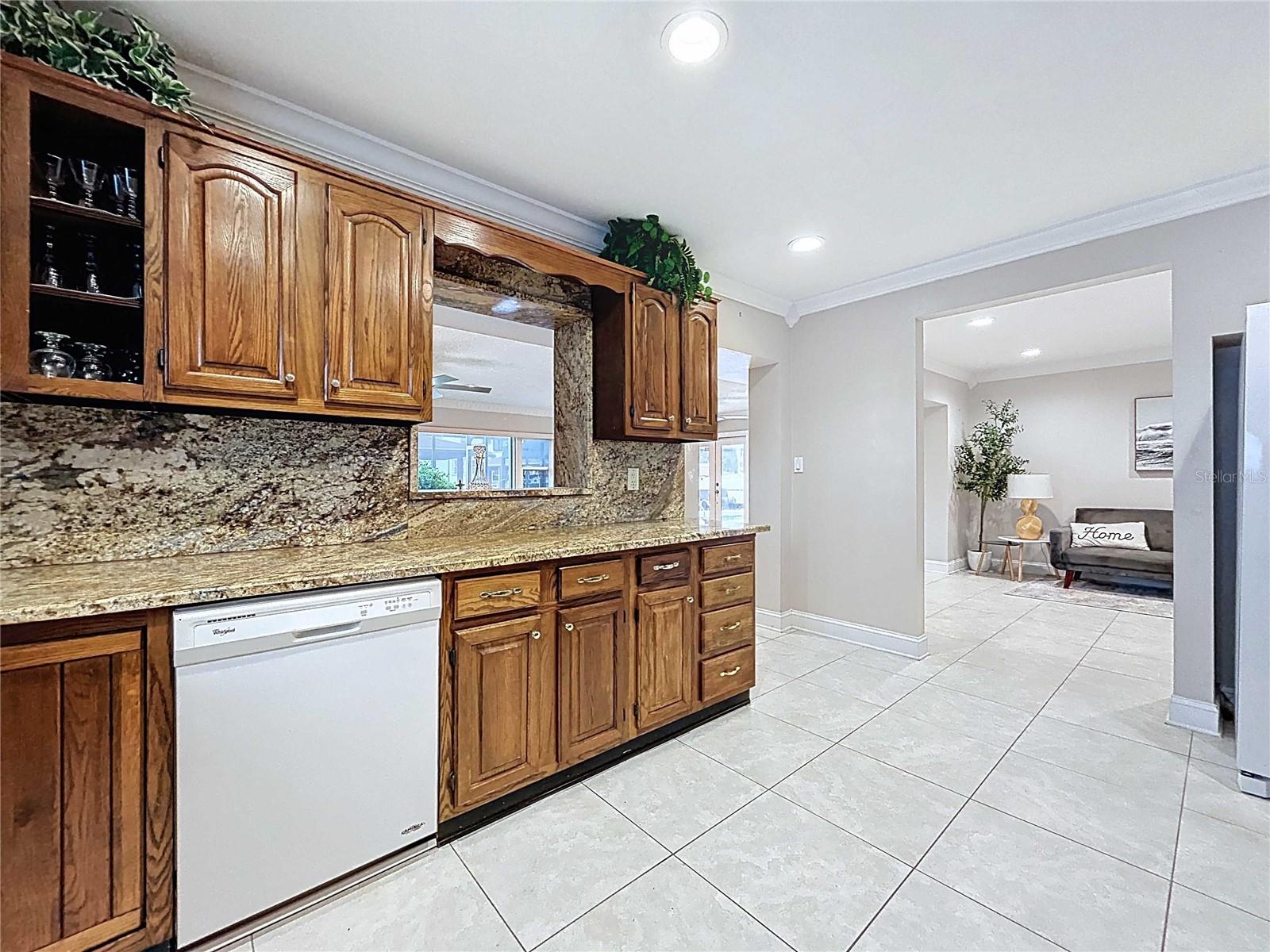Image 25 of 66 For 3912 Fontainebleau Drive