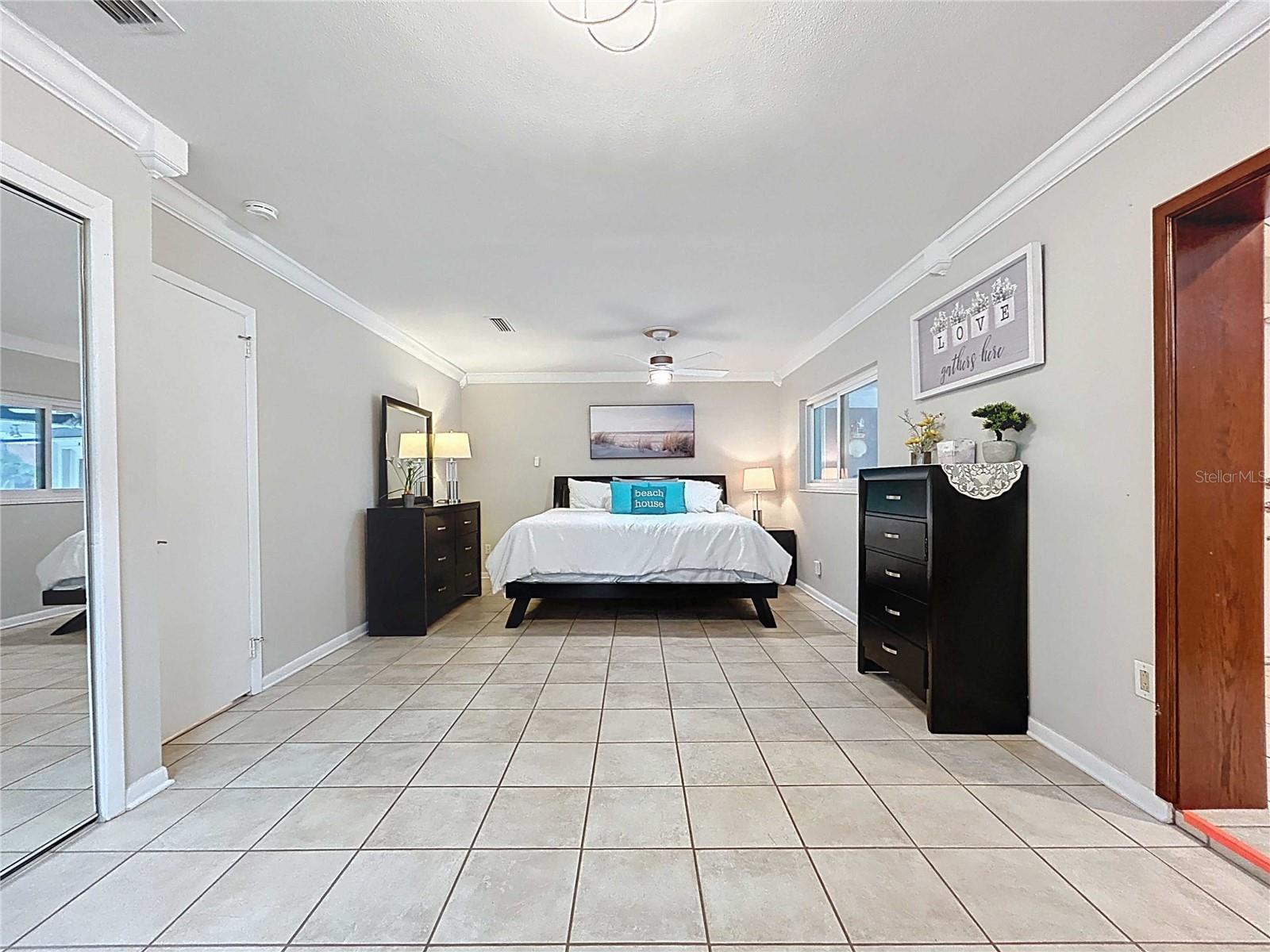 Image 37 of 66 For 3912 Fontainebleau Drive