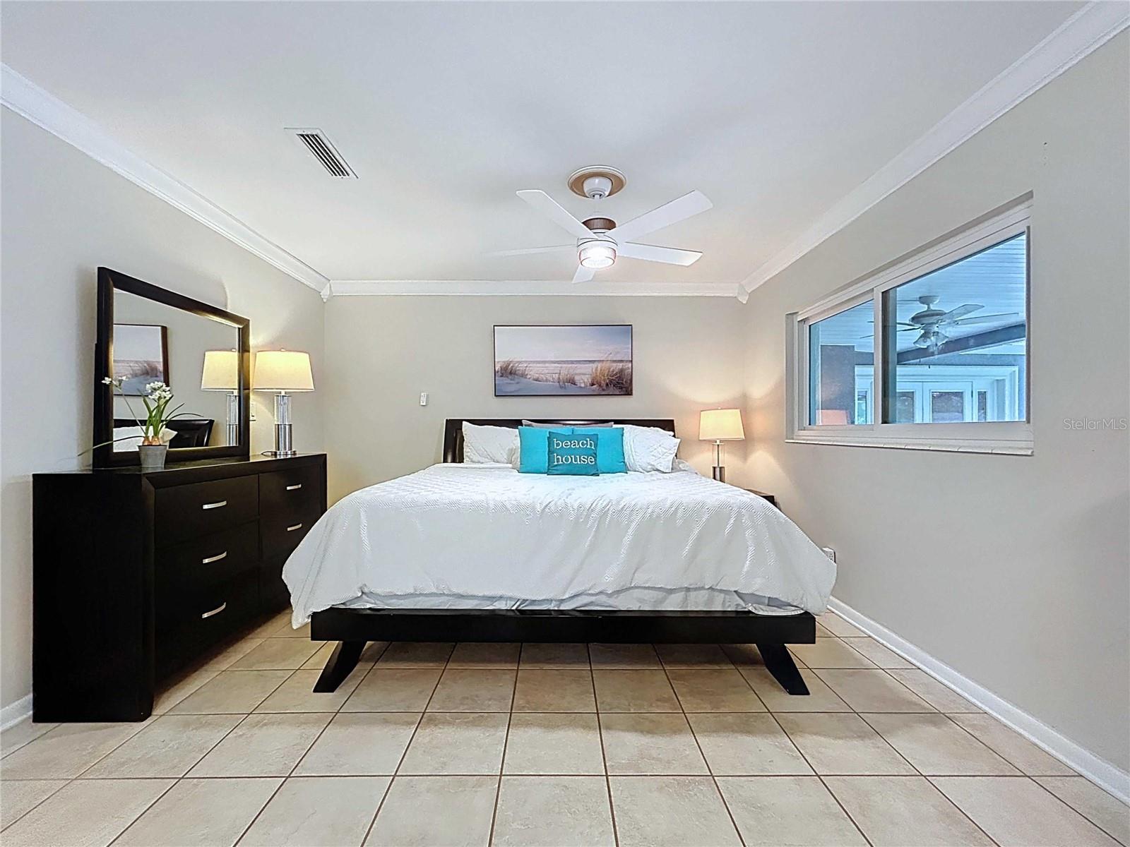 Image 38 of 66 For 3912 Fontainebleau Drive