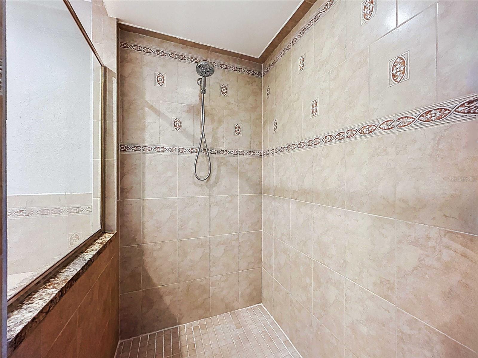Image 44 of 66 For 3912 Fontainebleau Drive