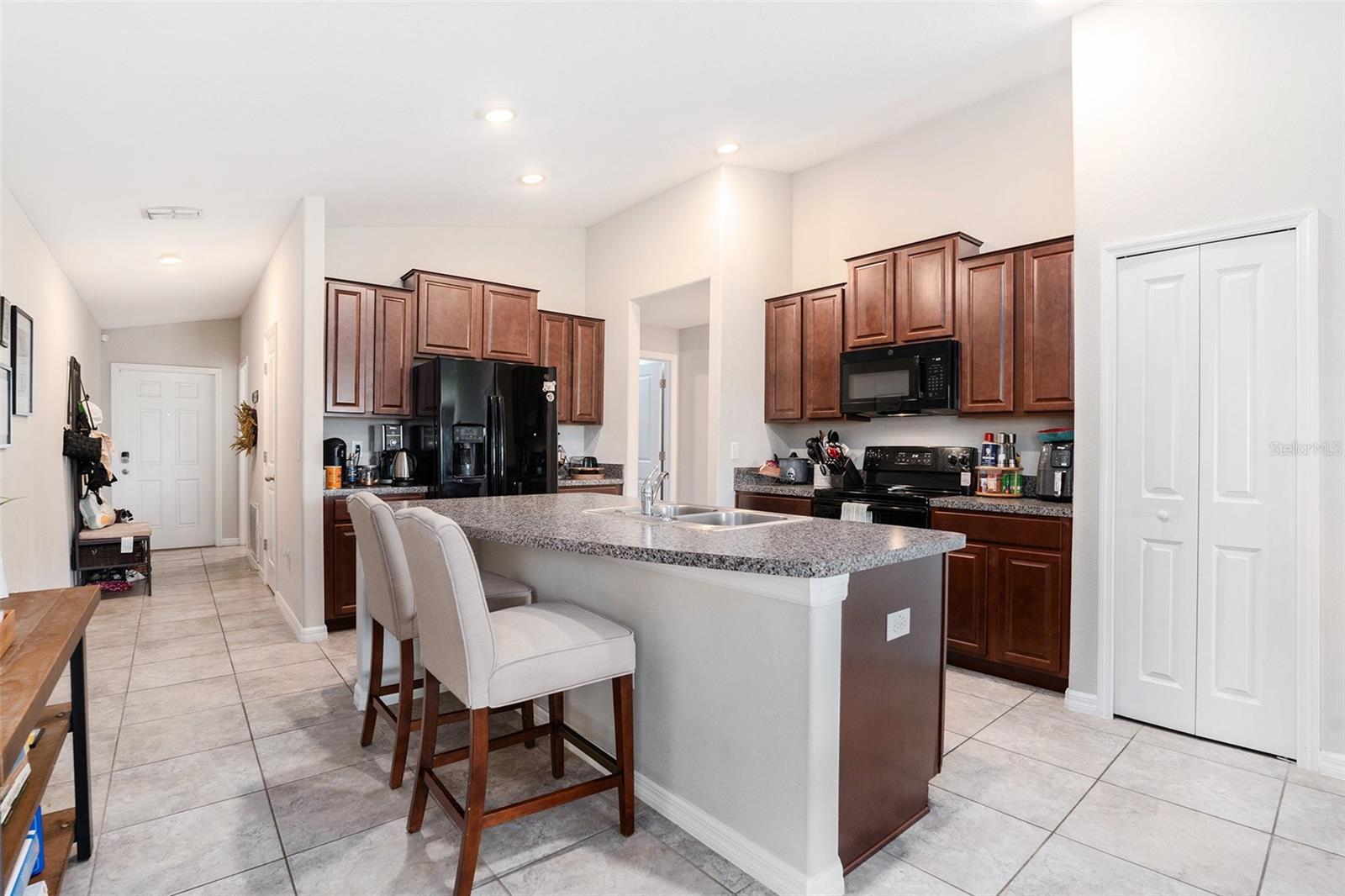 Image 13 of 28 For 4009 Globe Thistle Drive