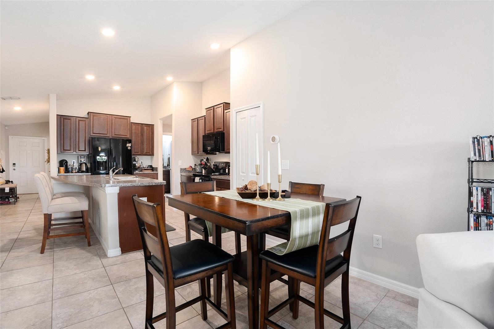 Image 15 of 28 For 4009 Globe Thistle Drive