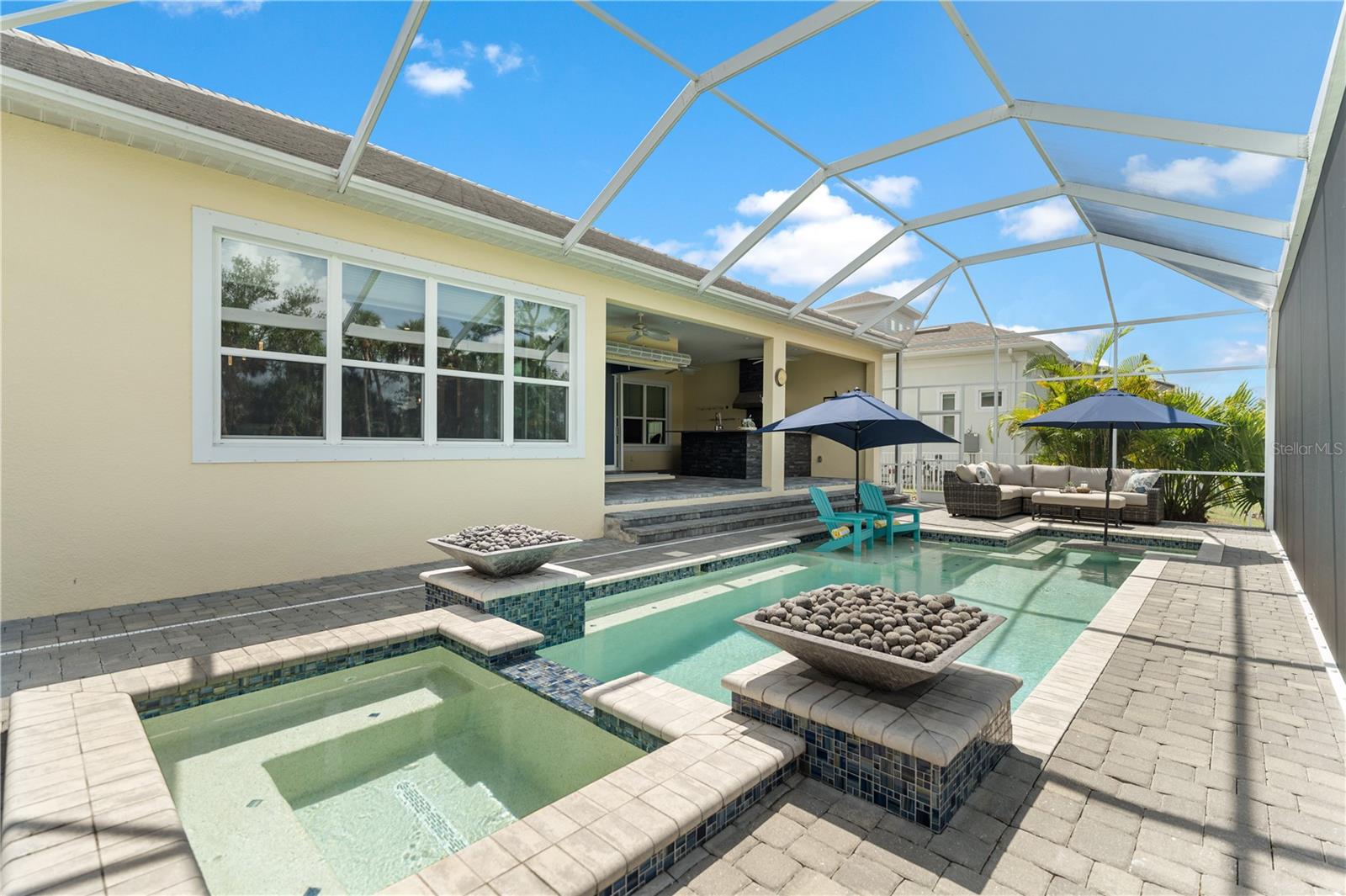Image 63 of 95 For 708 Manns Harbor Drive