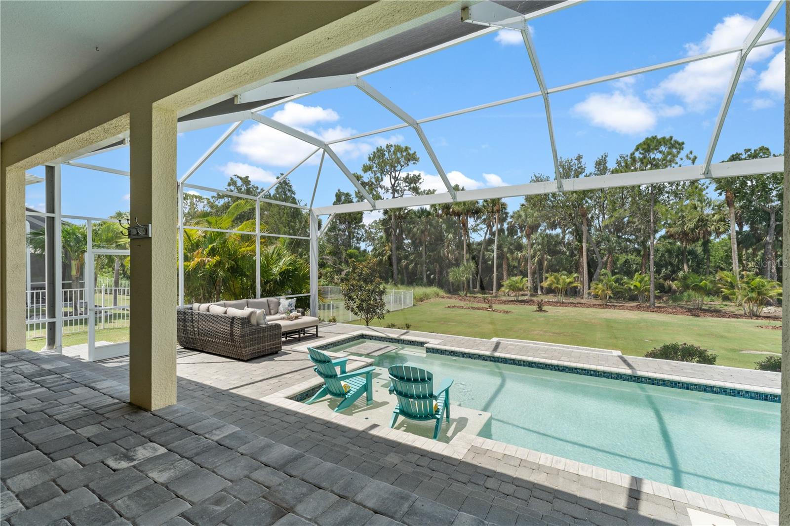 Image 67 of 95 For 708 Manns Harbor Drive