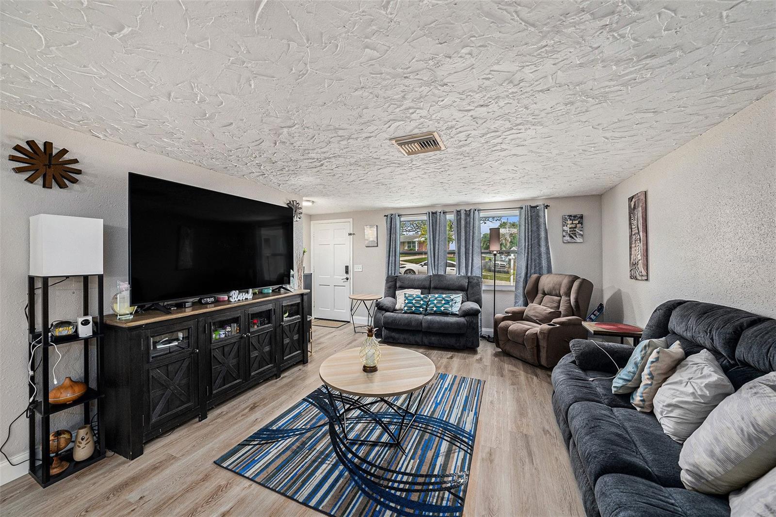 Listing photo id 1 for 5405 Golden Nugget Drive