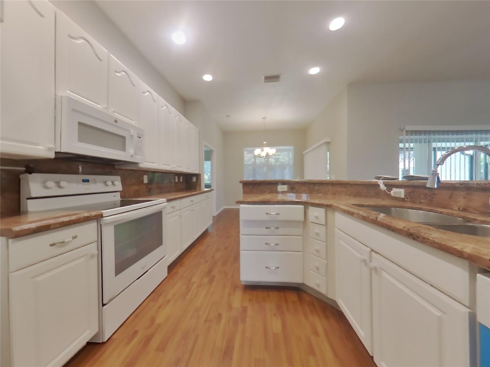 Image 4 of 15 For 2852 Cerullo Street