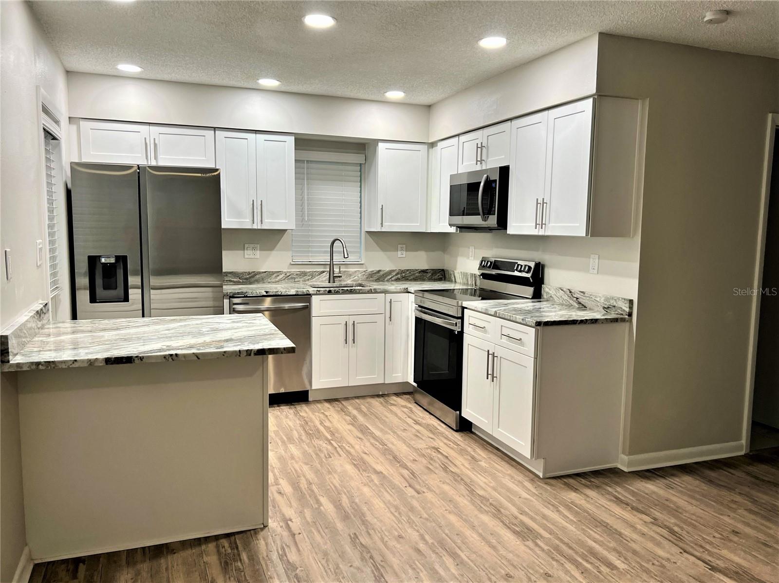 Image 2 of 5 For 5119 29th Avenue S