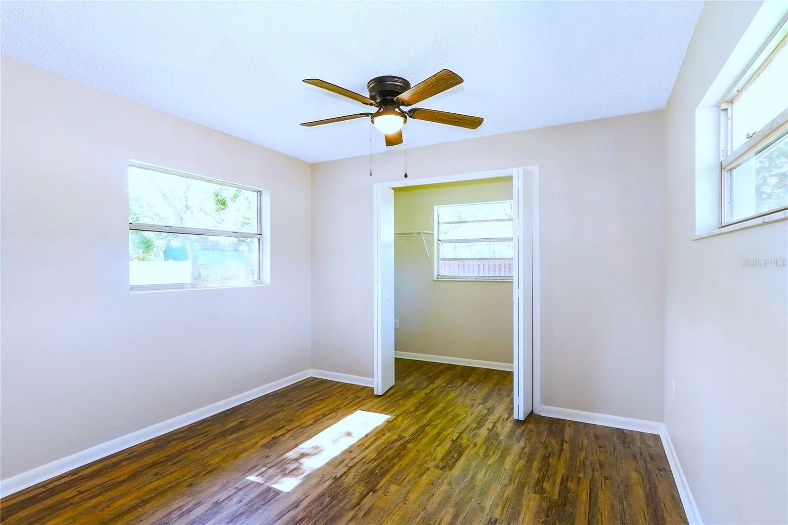 Image 8 of 12 For 5117 29th Avenue S